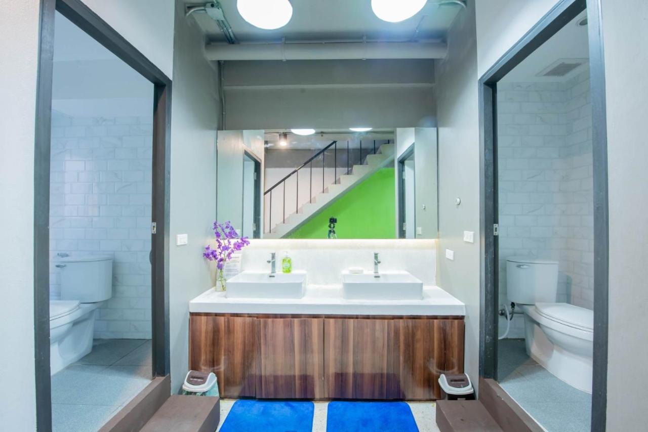 Elixir Hostel Bangkok Bagian luar foto