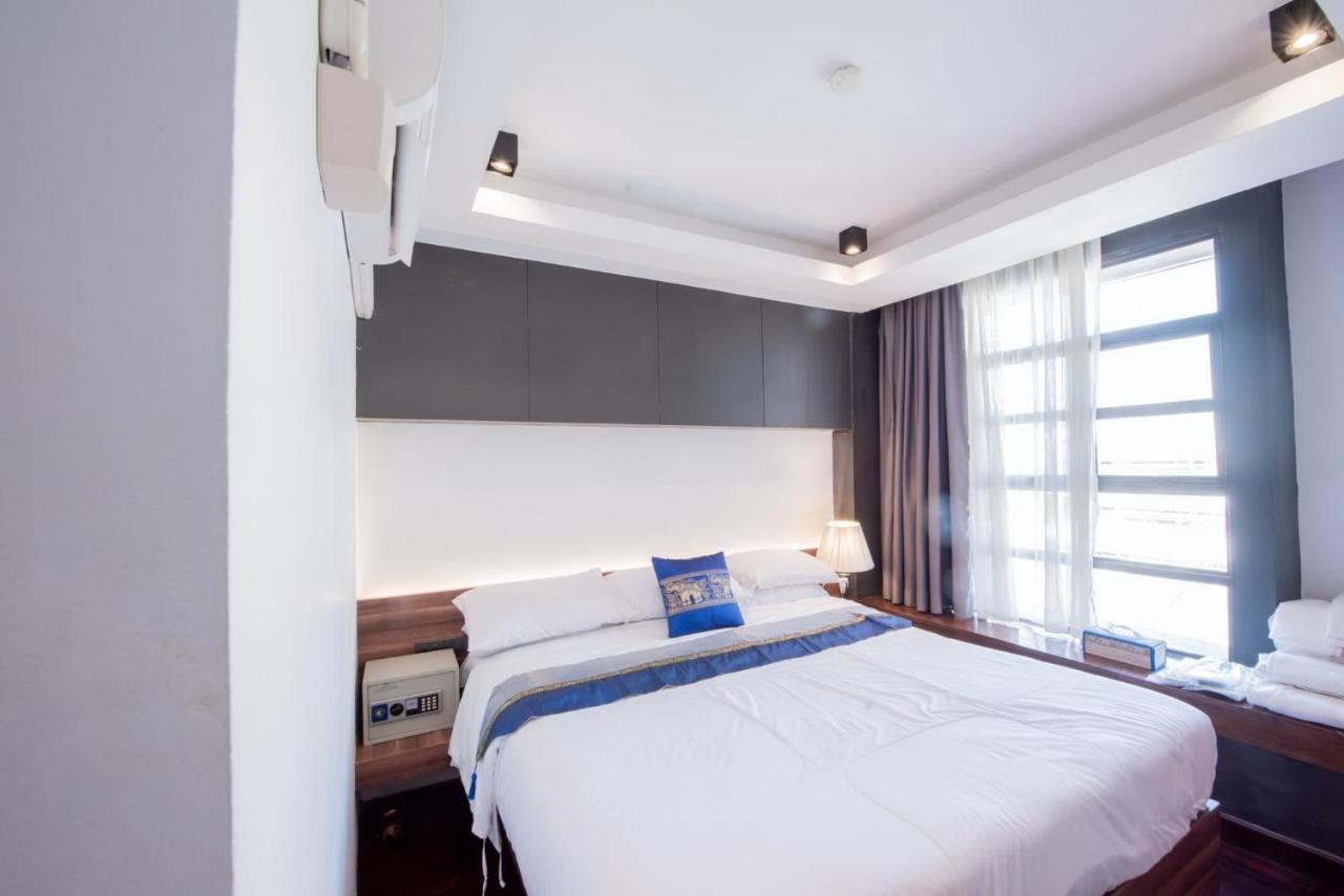 Elixir Hostel Bangkok Bagian luar foto