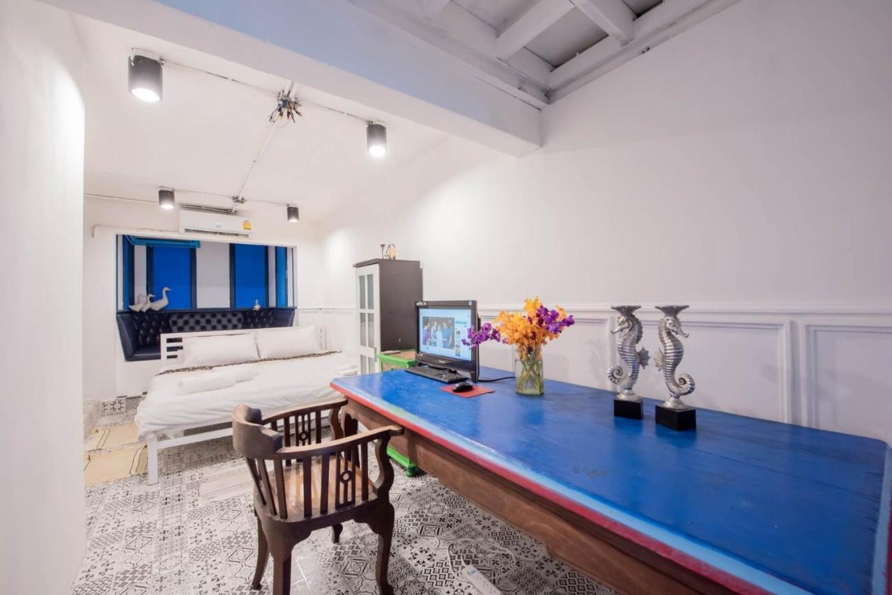 Elixir Hostel Bangkok Bagian luar foto