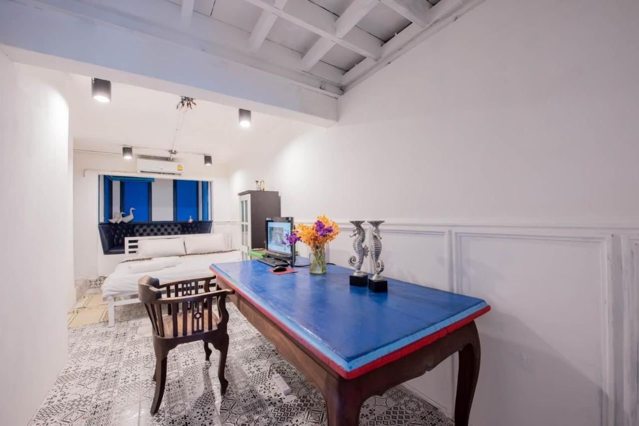 Elixir Hostel Bangkok Bagian luar foto