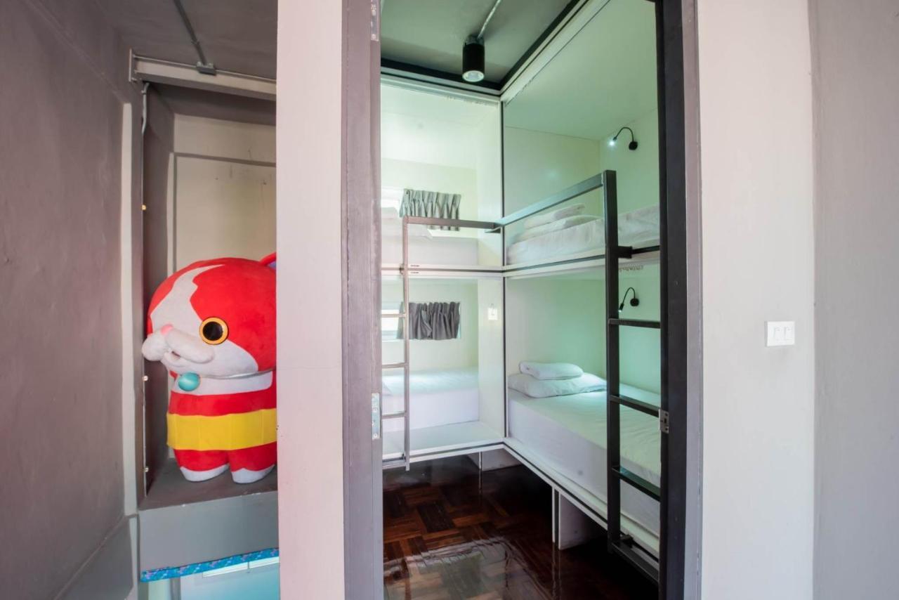Elixir Hostel Bangkok Bagian luar foto