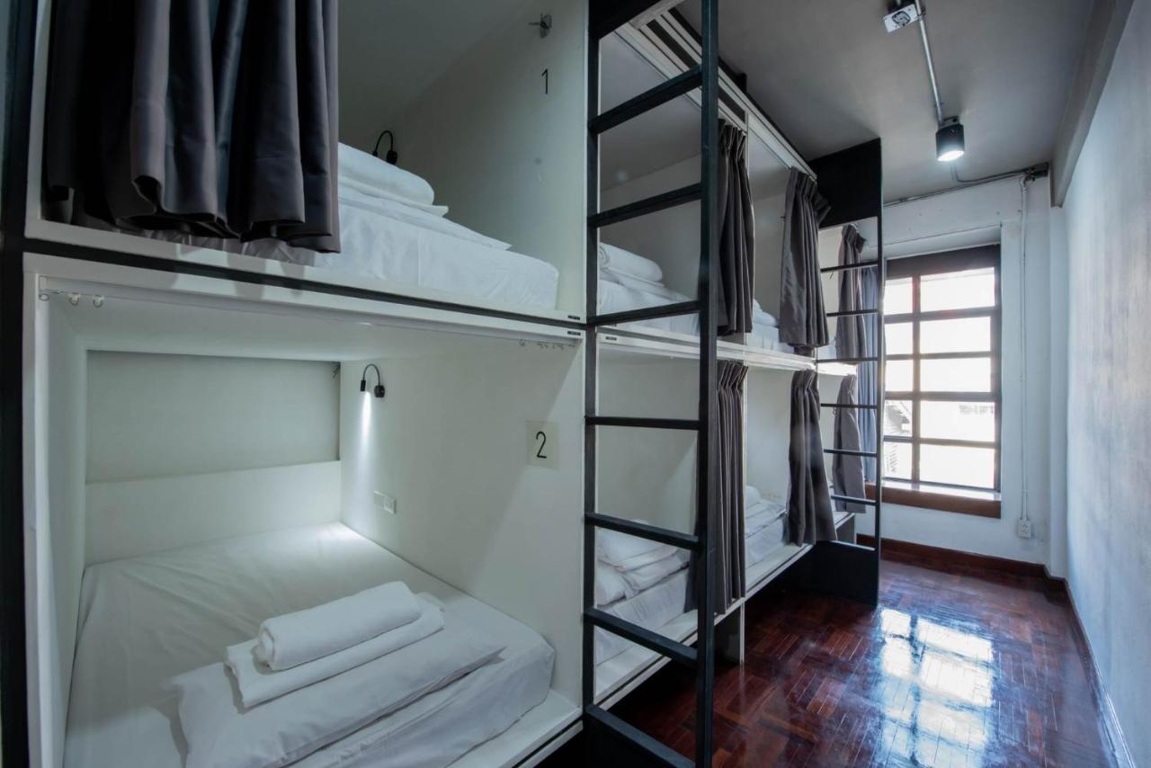 Elixir Hostel Bangkok Bagian luar foto
