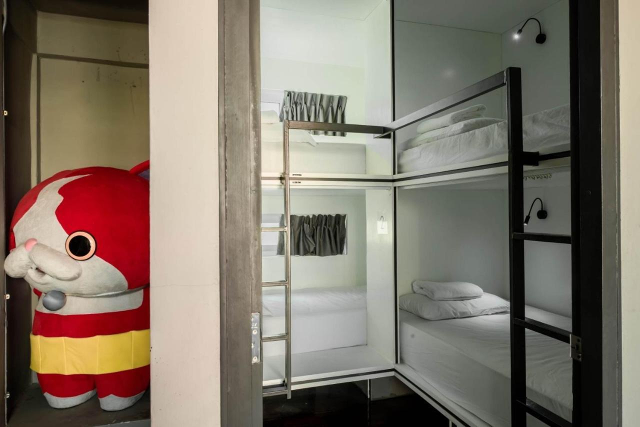 Elixir Hostel Bangkok Bagian luar foto